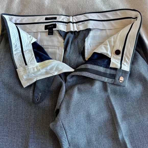 J. Crew light grey Ludlow traveler suit in tropical wool, size 38S - Picture 14 of 15